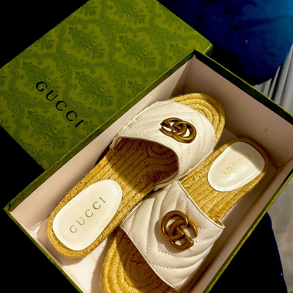 Like new Gucci sandals